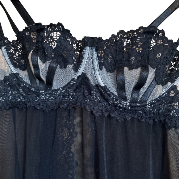 Oh La La Cheri Open Back Lace and Caged Black Babydoll Size Small - Picture 5 of 5